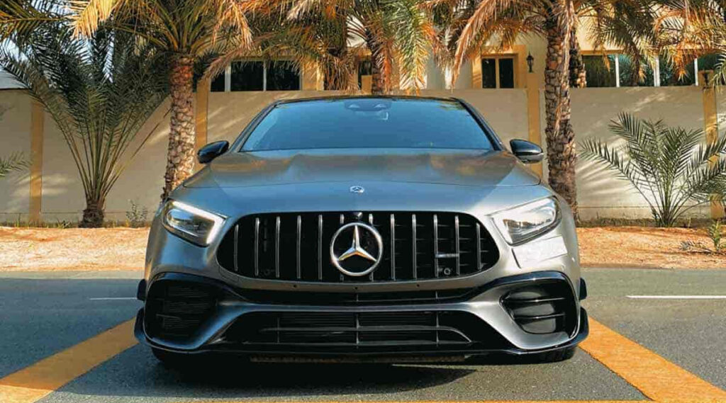 Luxury Car Rental in Dubai
